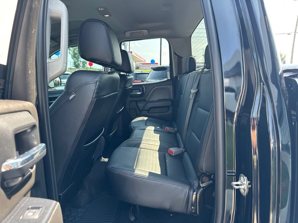Used 2018 Chevrolet Silverado 1500 Custom w/ Custom Value Package AWD/4WD image 22