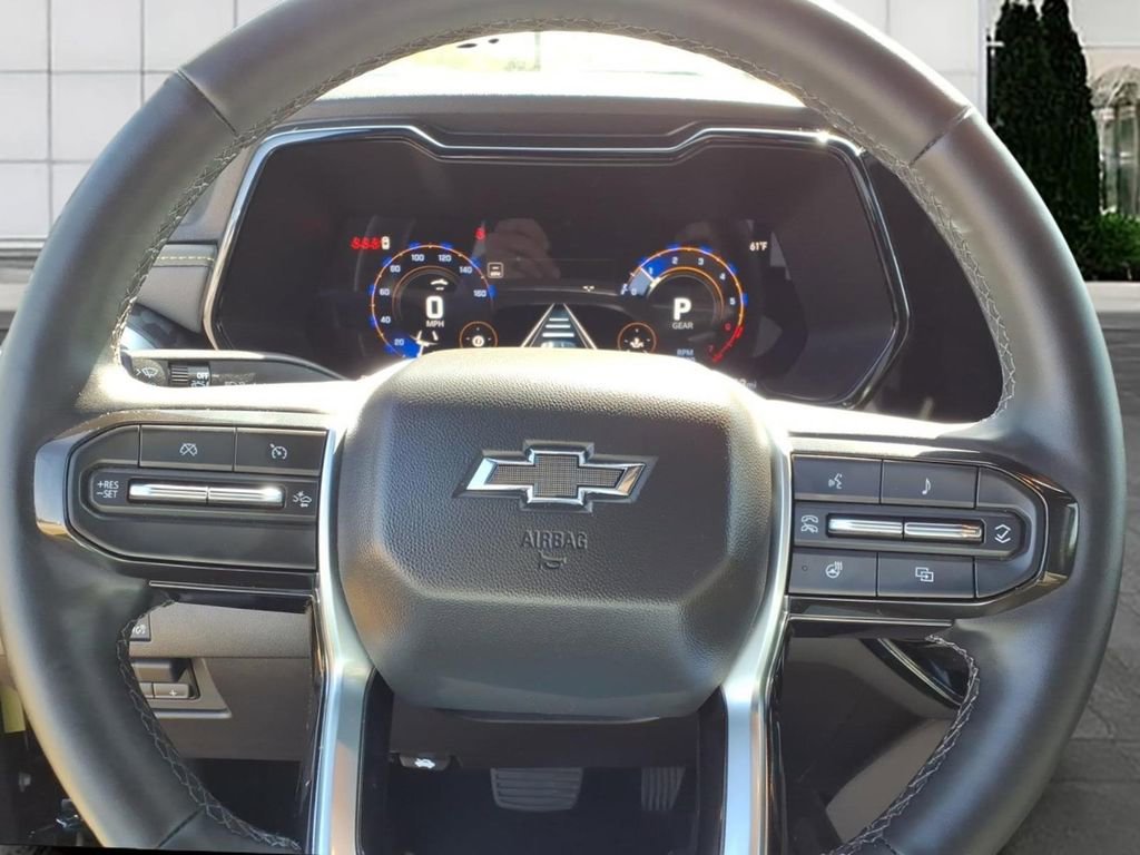 Used 2026 Chevrolet Colorado ZR2 w/ Technology Package AWD/4WD image 27