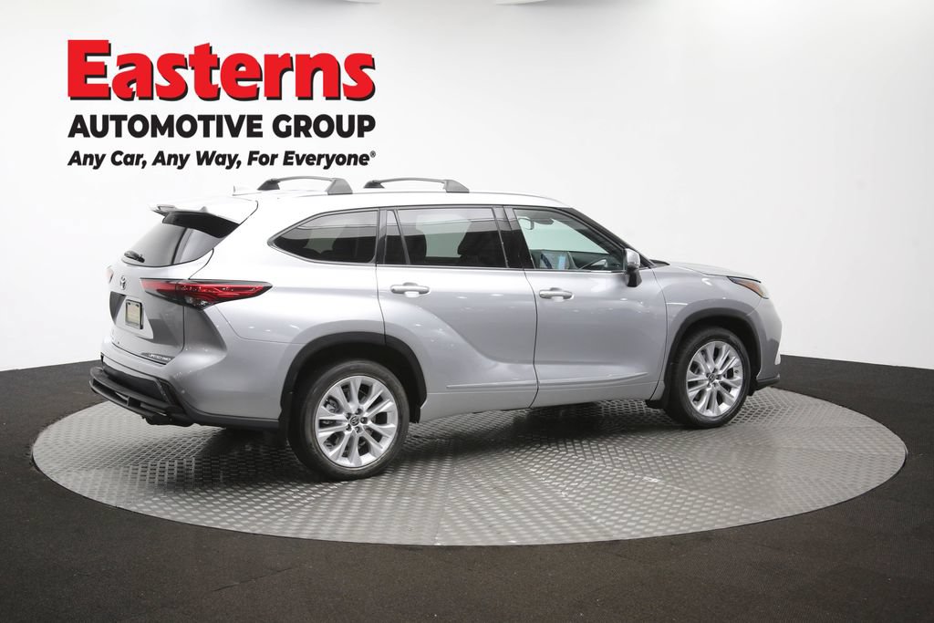 Used 2021 Toyota Highlander Limited AWD/4WD image 47