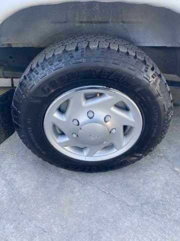 Used 2014 Ford E-150 and Econoline 150 RWD image 18