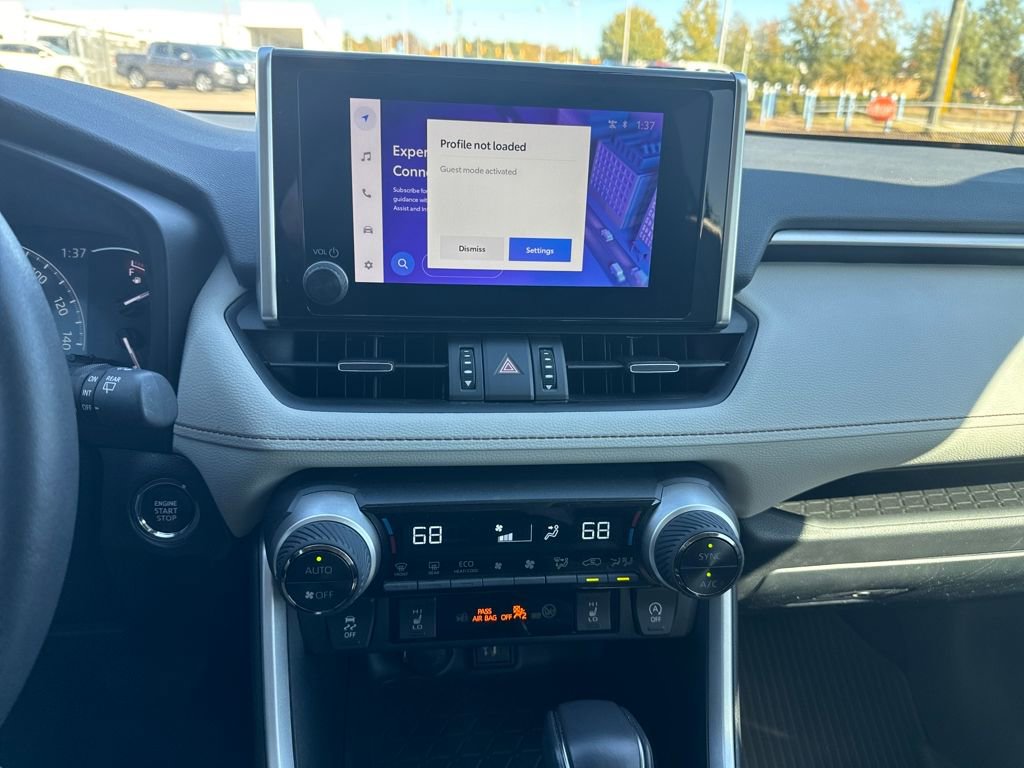 Used 2023 Toyota RAV4 XLE Premium image 19