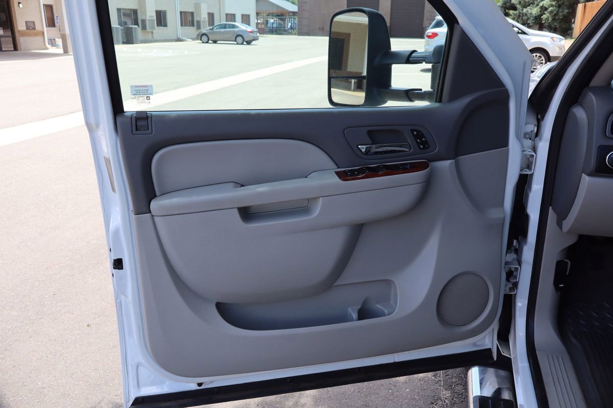 Used 2013 Chevrolet Silverado 3500 LTZ w/ LTZ Plus Package AWD/4WD image 23
