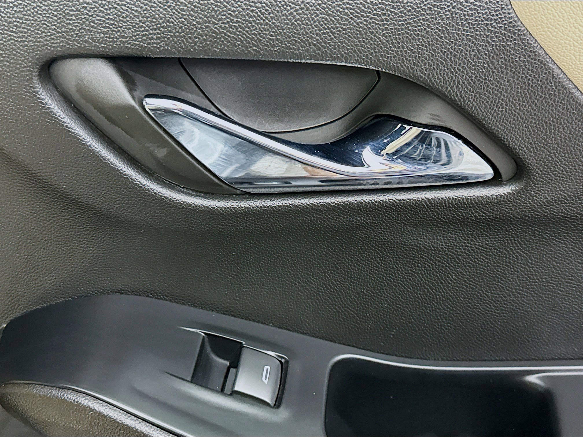 Used 2024 Chevrolet Traverse LS w/ Safety Package image 30