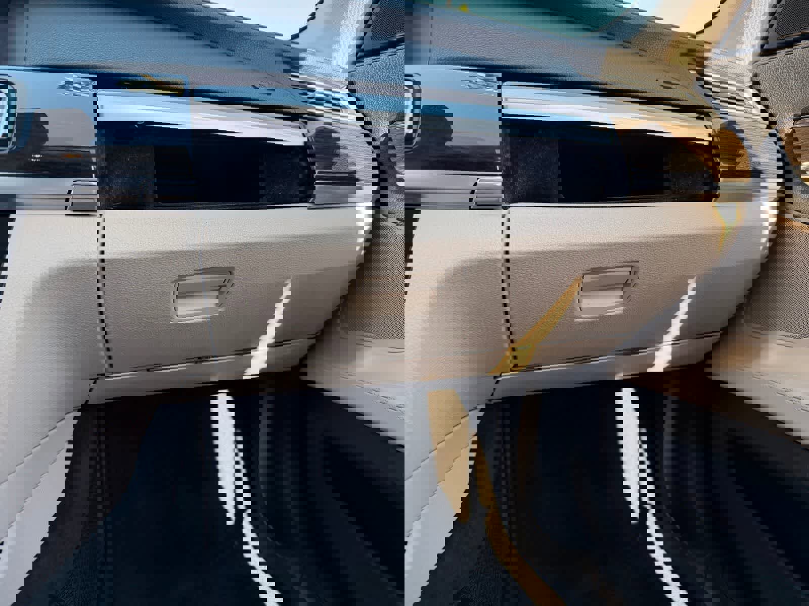 Used 2012 BMW 750Li image 19