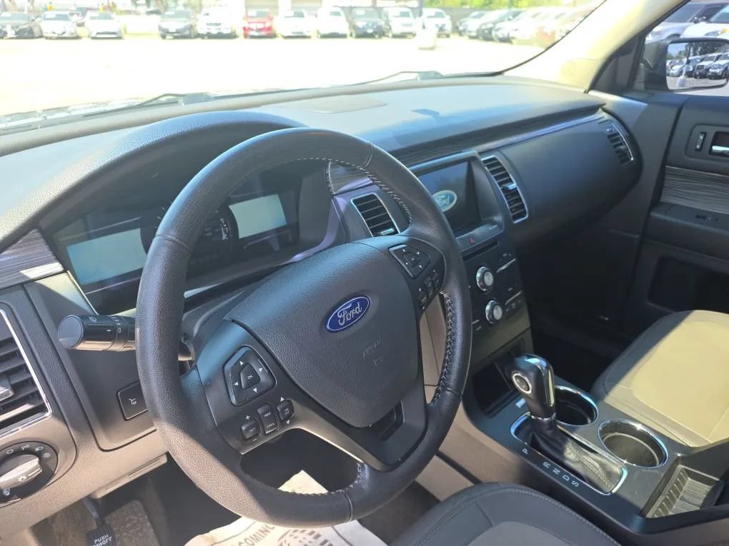 Used 2017 Ford Flex SEL w/ Equipment Group 202A FWD image 27