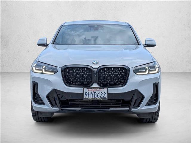 Used 2024 BMW X4 xDrive30i w/ Premium Package AWD/4WD image 2
