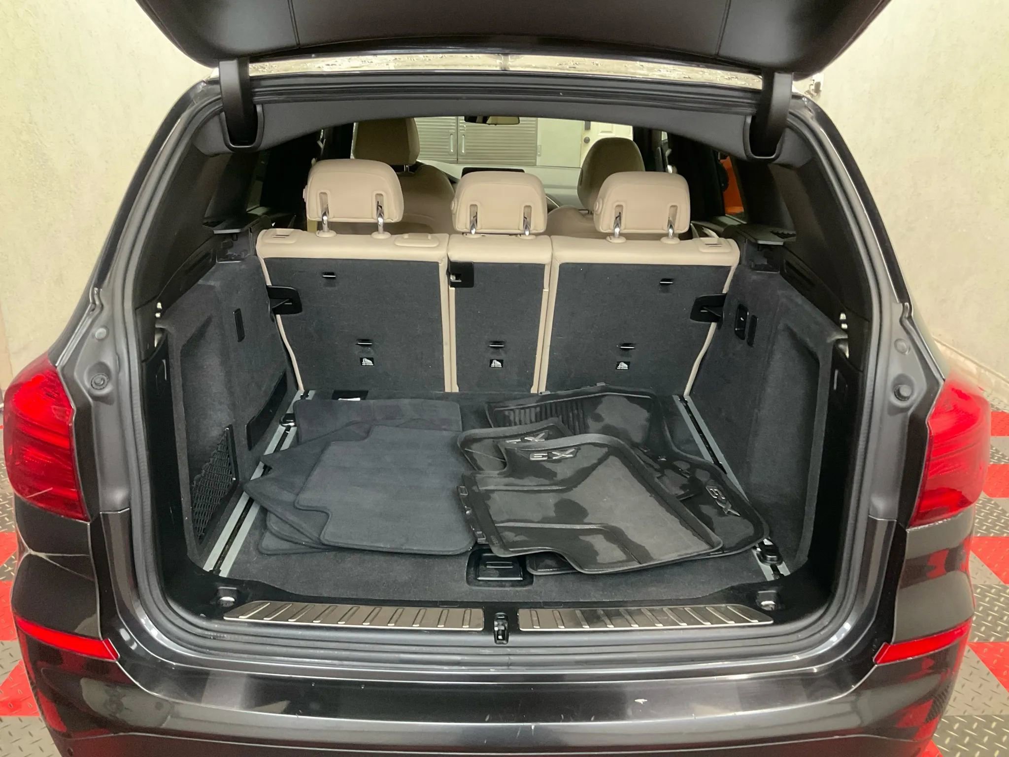 Used 2019 BMW X3 xDrive30i w/ Driving Assistance Package image 17