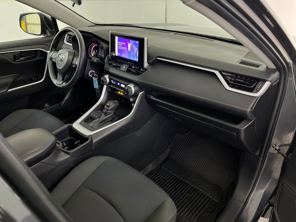 Used 2023 Toyota RAV4 LE image 23