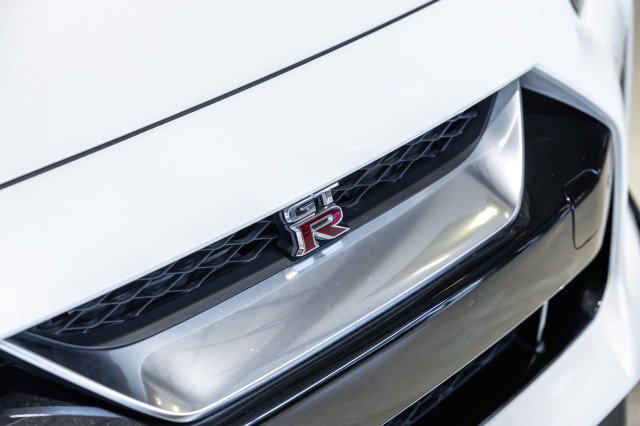 Used 2023 Nissan GT-R Premium w/ Premium Interior Package AWD/4WD image 11