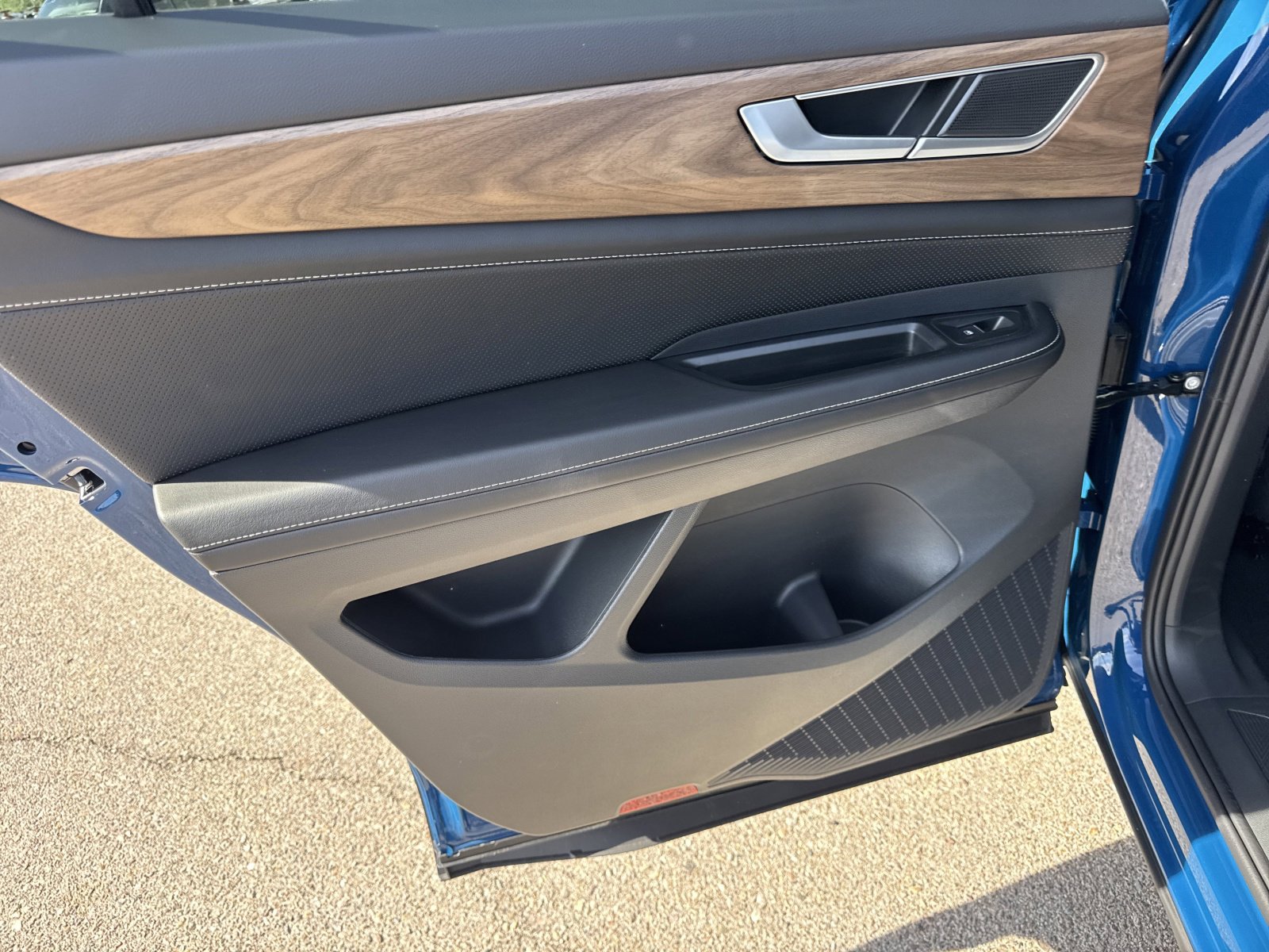 New 2026 Volkswagen Atlas SE image 21