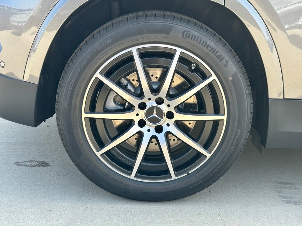 New 2025 Mercedes-Benz GLA 35 AMG 4MATIC image 16