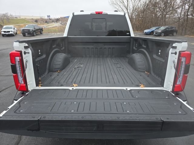 Certified 2025 Ford F250 Platinum image 14