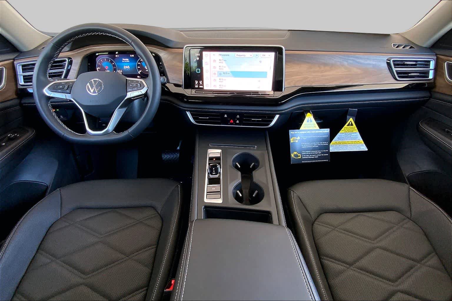 New 2026 Volkswagen Atlas SE FWD image 5