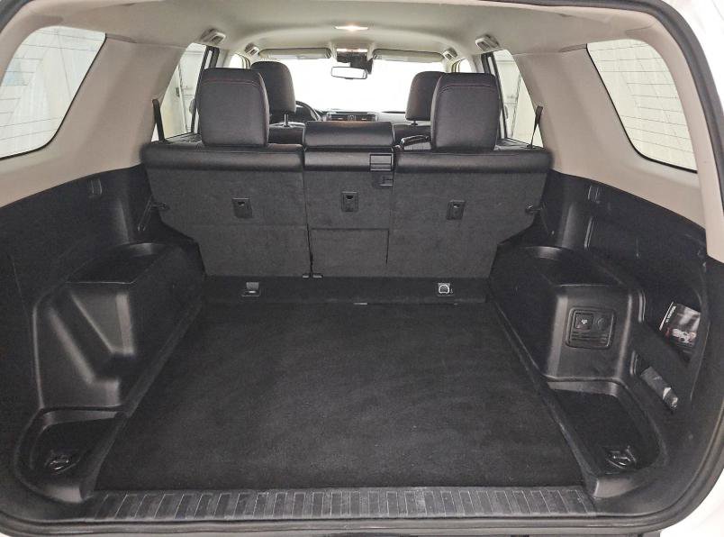 Used 2024 Toyota 4Runner TRD Off-Road Premium image 8