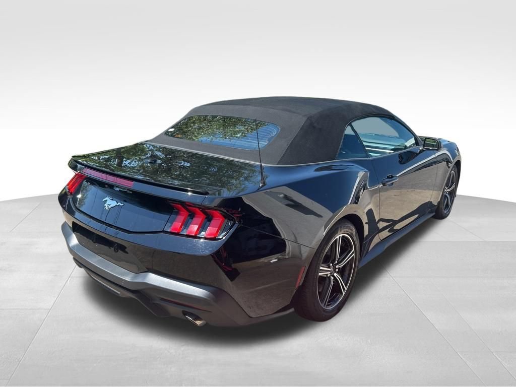 Used 2025 Ford Mustang Premium RWD image 19