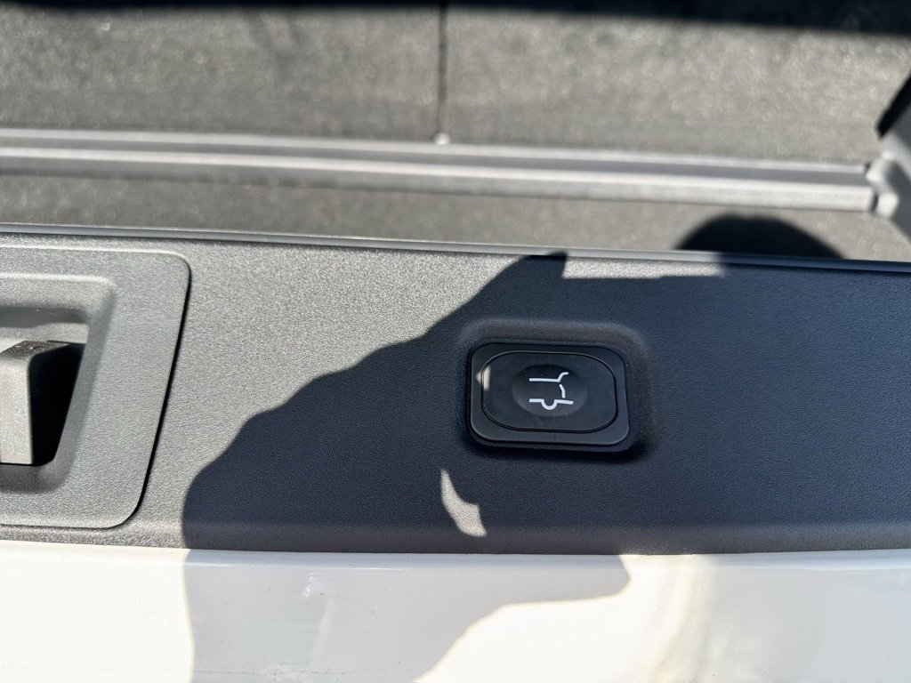 New 2025 Ford Expedition Platinum image 9