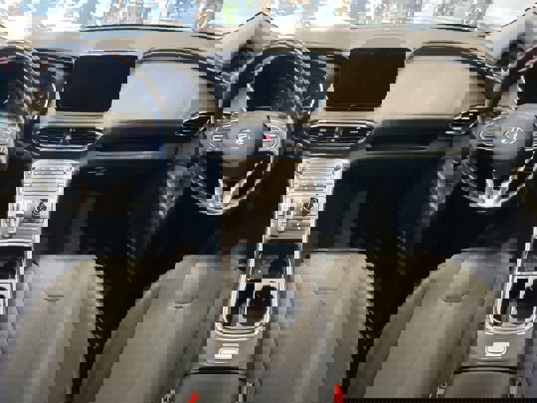 Used 2023 Hyundai Santa Fe SEL image 24