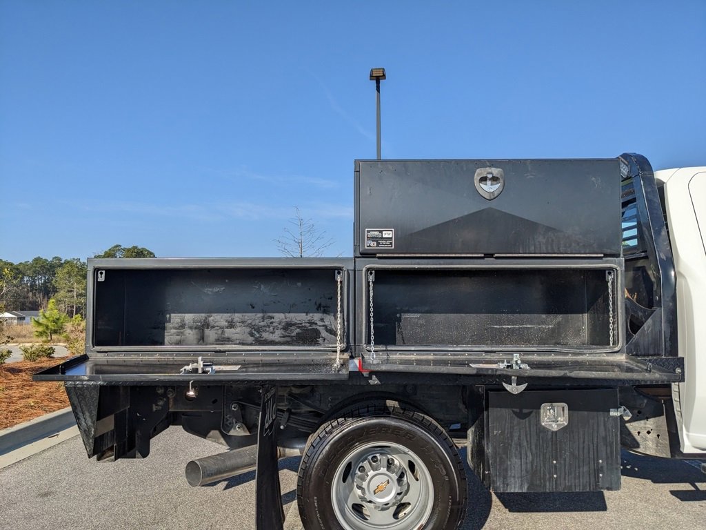 Used 2024 Chevrolet Silverado 3500 W/T w/ Snow Plow Prep Package image 26