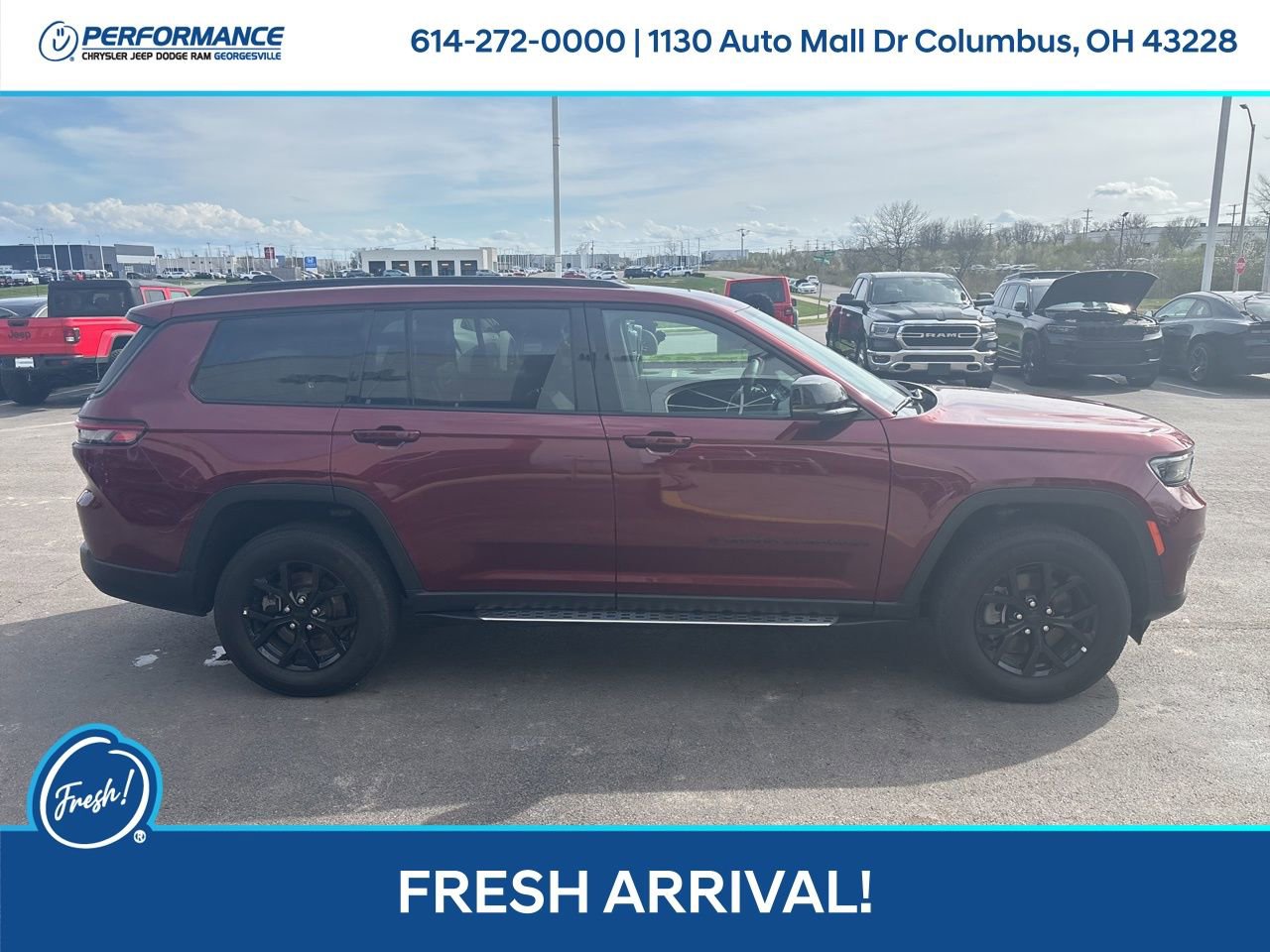 Used 2024 Jeep Grand Cherokee L Altitude image 3