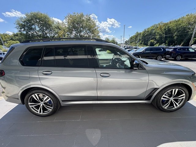 New 2026 BMW X7 M60i w/ Executive Package image 6