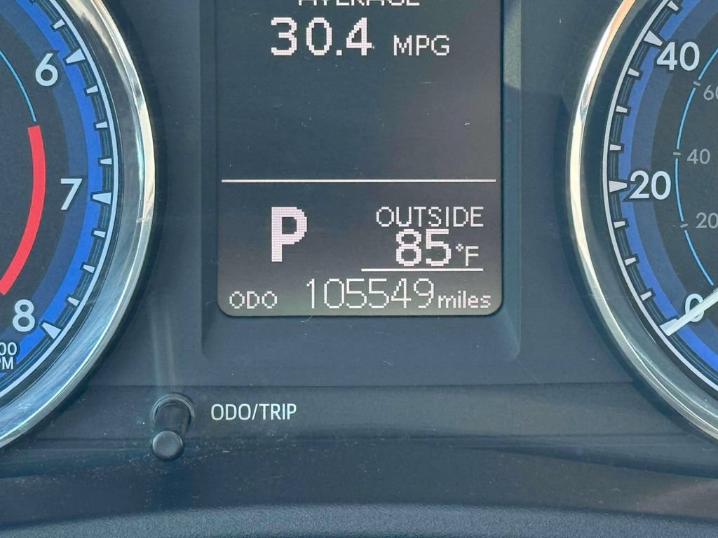 Used 2018 Toyota Corolla LE FWD image 28