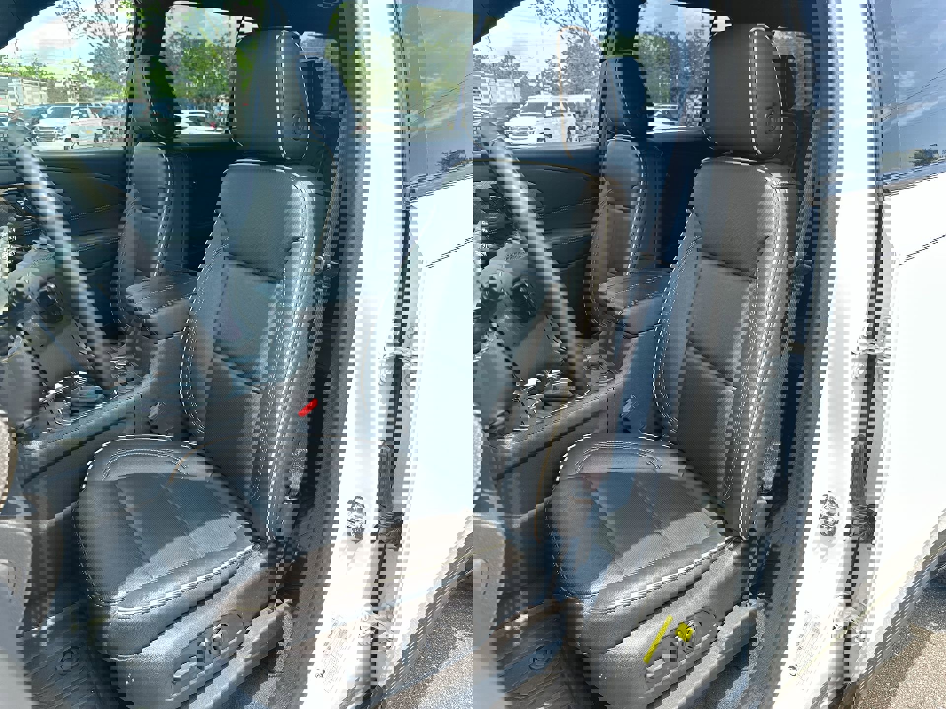 Certified 2023 Chevrolet Traverse Premier w/ Redline Edition image 11