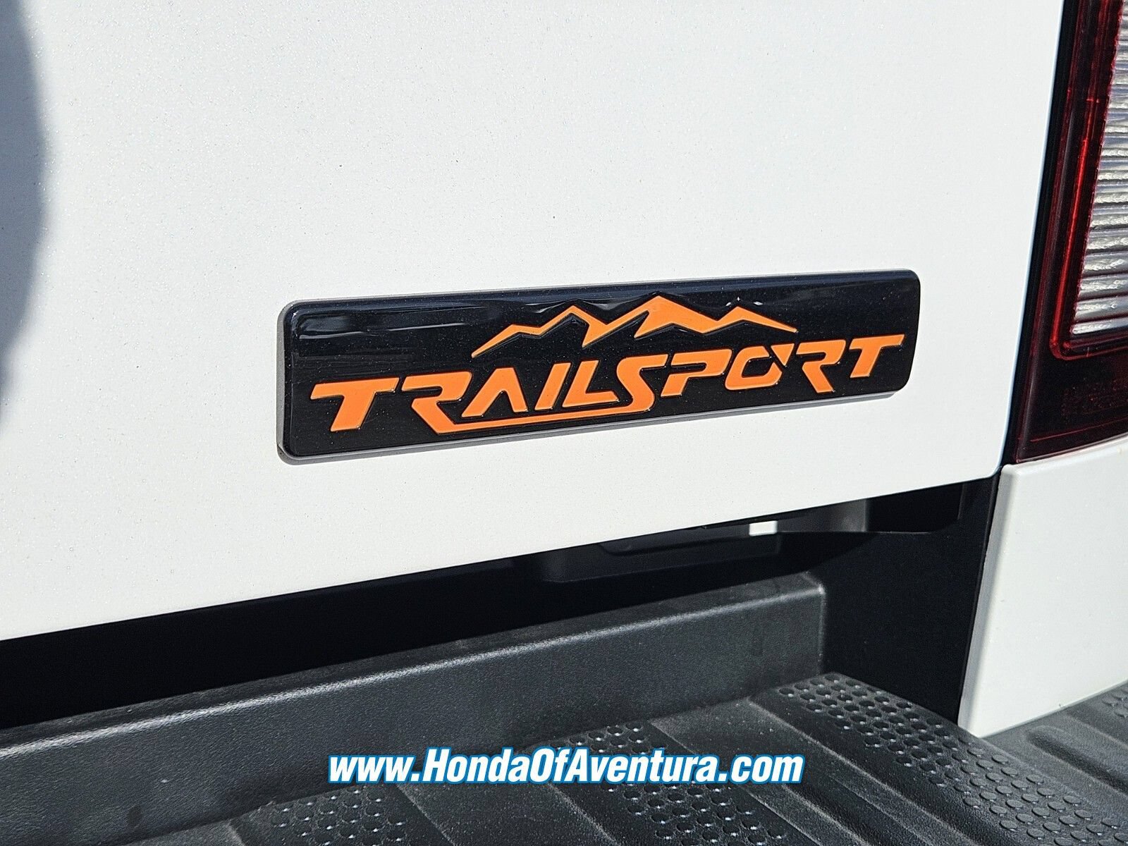 Used 2024 Honda Ridgeline TrailSport image 12