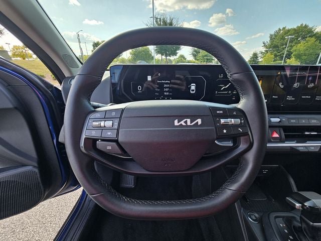 Used 2025 Kia K4 EX FWD image 28