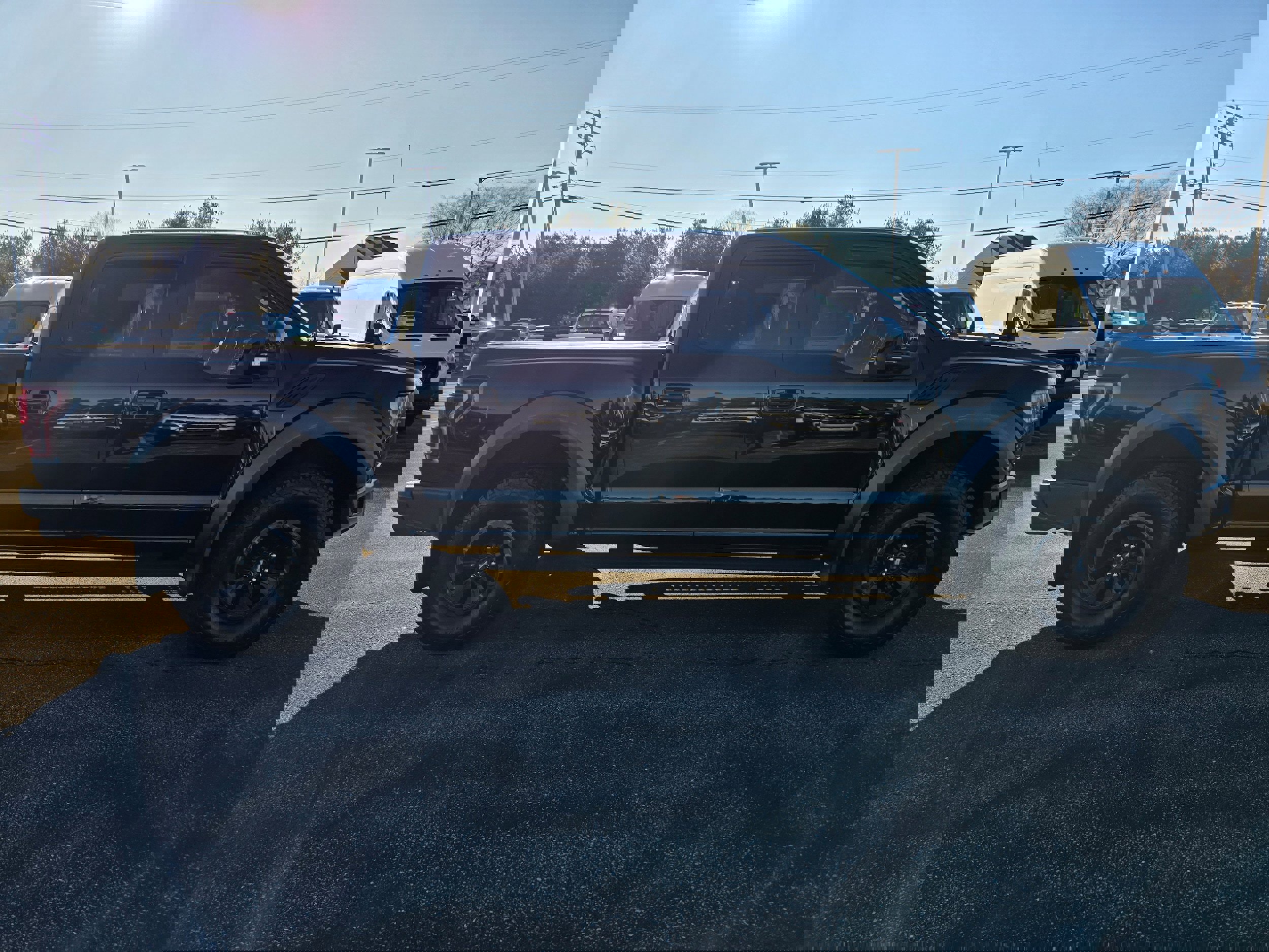 Certified 2018 Ford F150 Raptor w/ Equipment Group 802A Luxury image 6