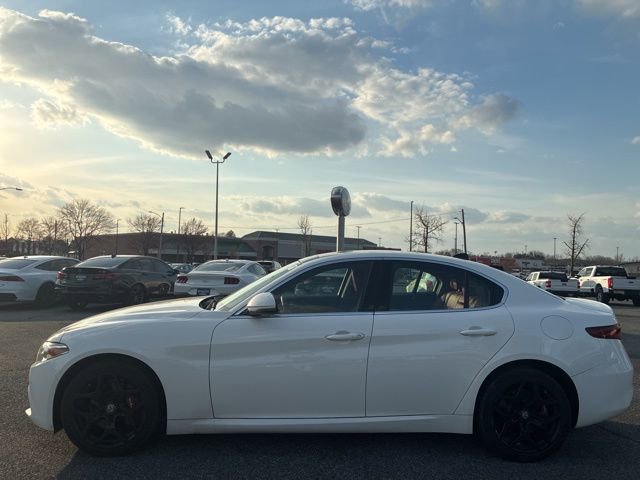 Used 2019 Alfa Romeo Giulia AWD image 31