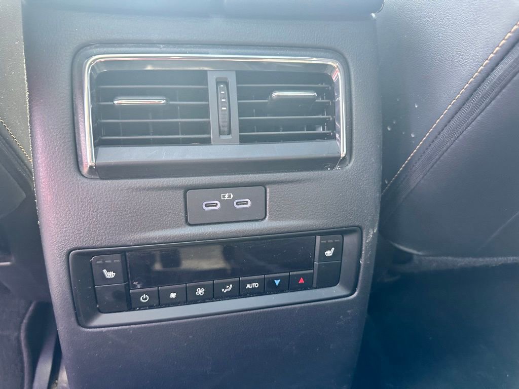 Used 2025 MAZDA CX-90 3.3 Turbo w/ Premium Plus Pkg image 22