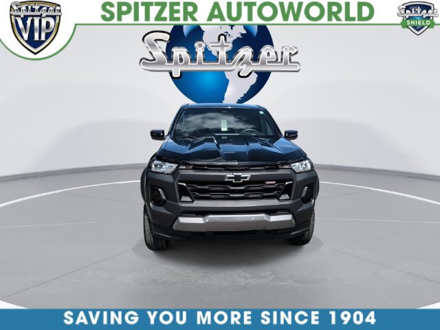 Used 2023 Chevrolet Colorado Trail Boss w/ Technology Package AWD/4WD image 6