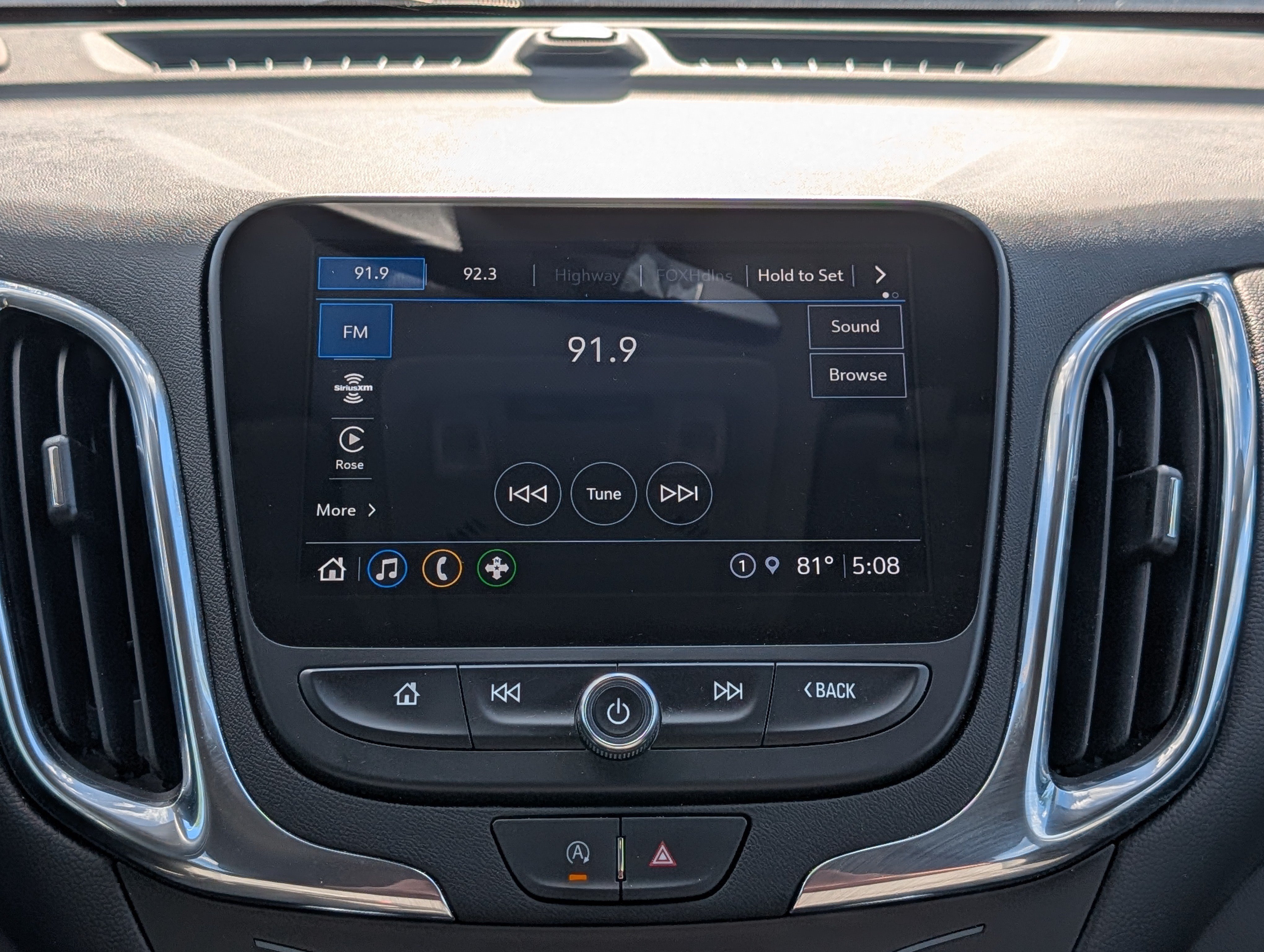 Used 2024 Chevrolet Equinox LT AWD/4WD image 31