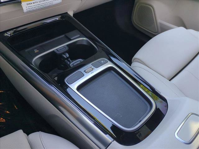Certified 2026 Mercedes-Benz GLA 250 4MATIC image 12