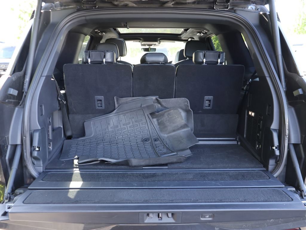 Used 2025 Lincoln Navigator Reserve w/ Jet Appearance Package AWD/4WD image 10