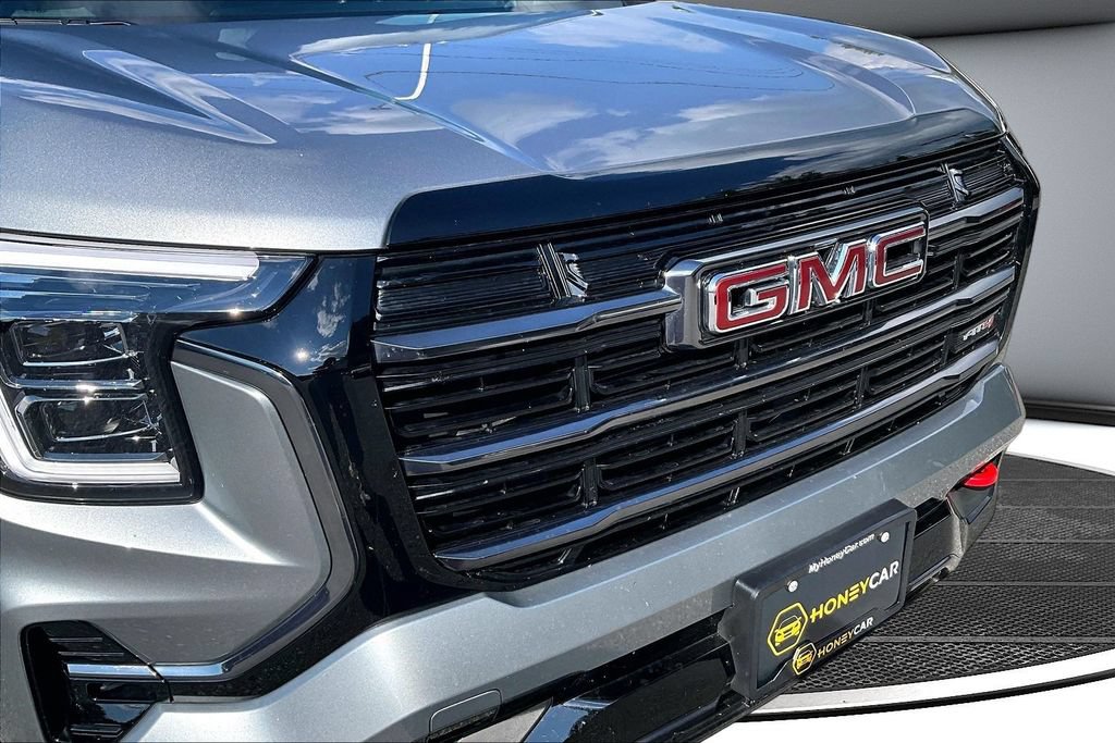 Used 2026 GMC Terrain AT4 w/ Convenience Package III AWD/4WD image 31