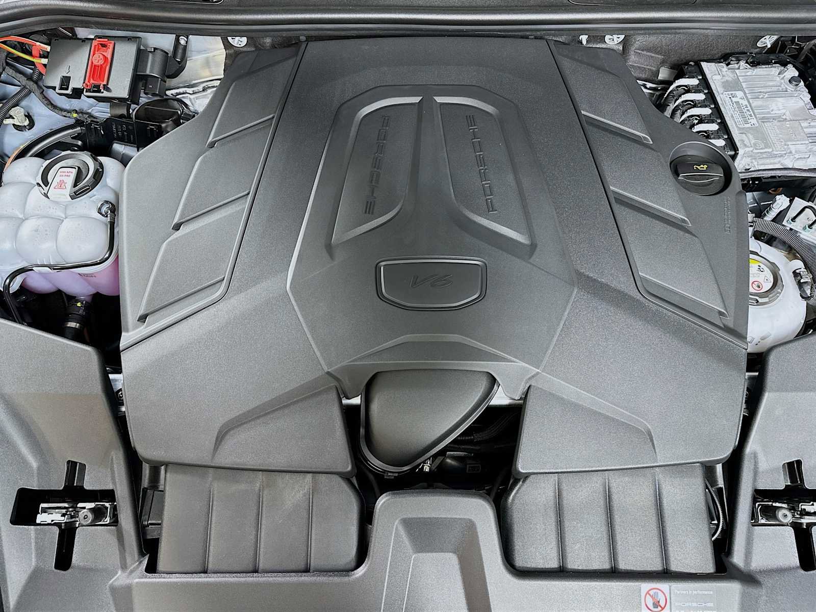 New 2026 Porsche Cayenne E-Hybrid image 31