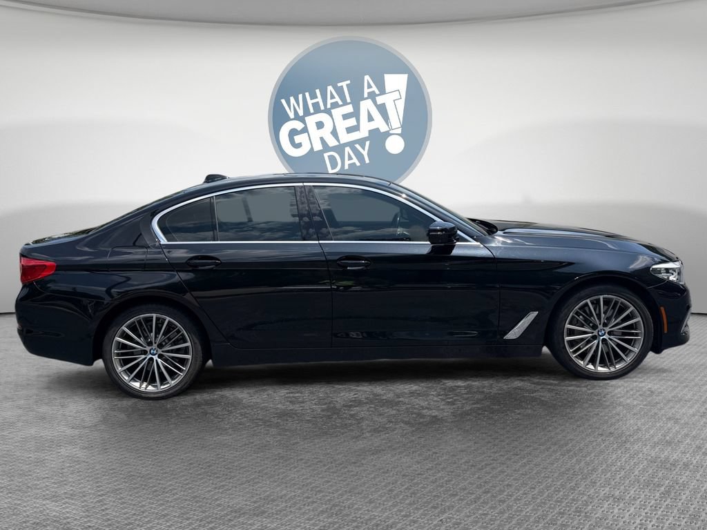 Used 2020 BMW 530i xDrive w/ Premium Package AWD/4WD video 2