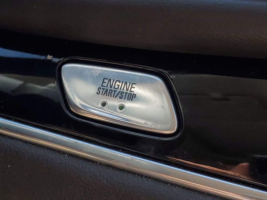 Used 2023 Buick Enclave Avenir w/ Avenir Technology Package image 28