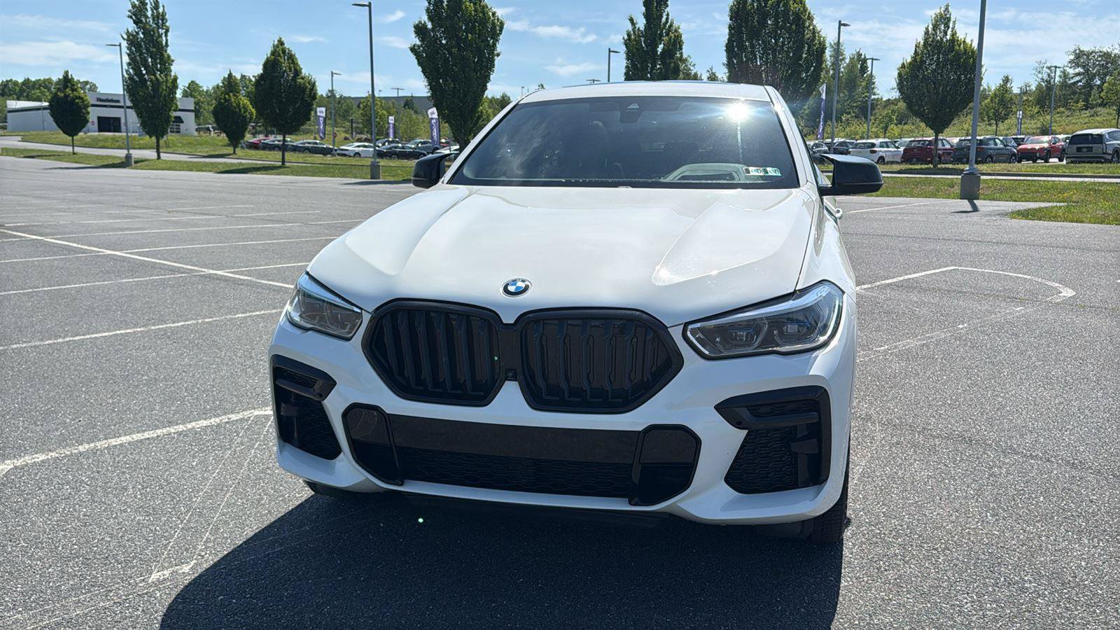 Used 2022 BMW X6 xDrive40i w/ Executive Package AWD/4WD image 14