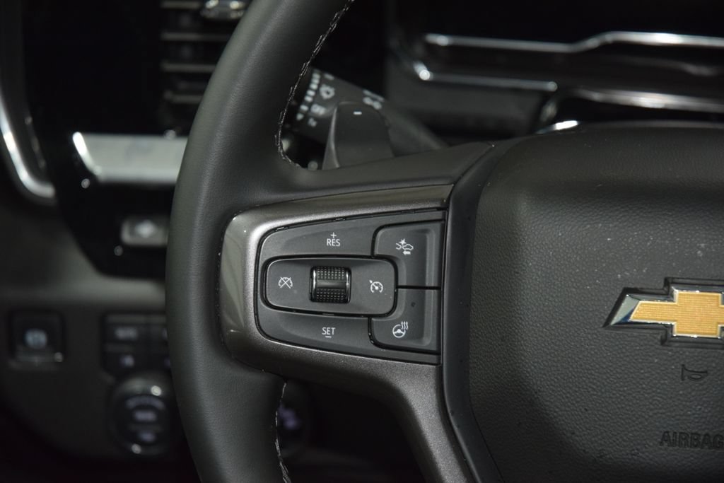 Used 2025 Chevrolet Silverado 1500 High Country w/ High Country Premium Package AWD/4WD image 38