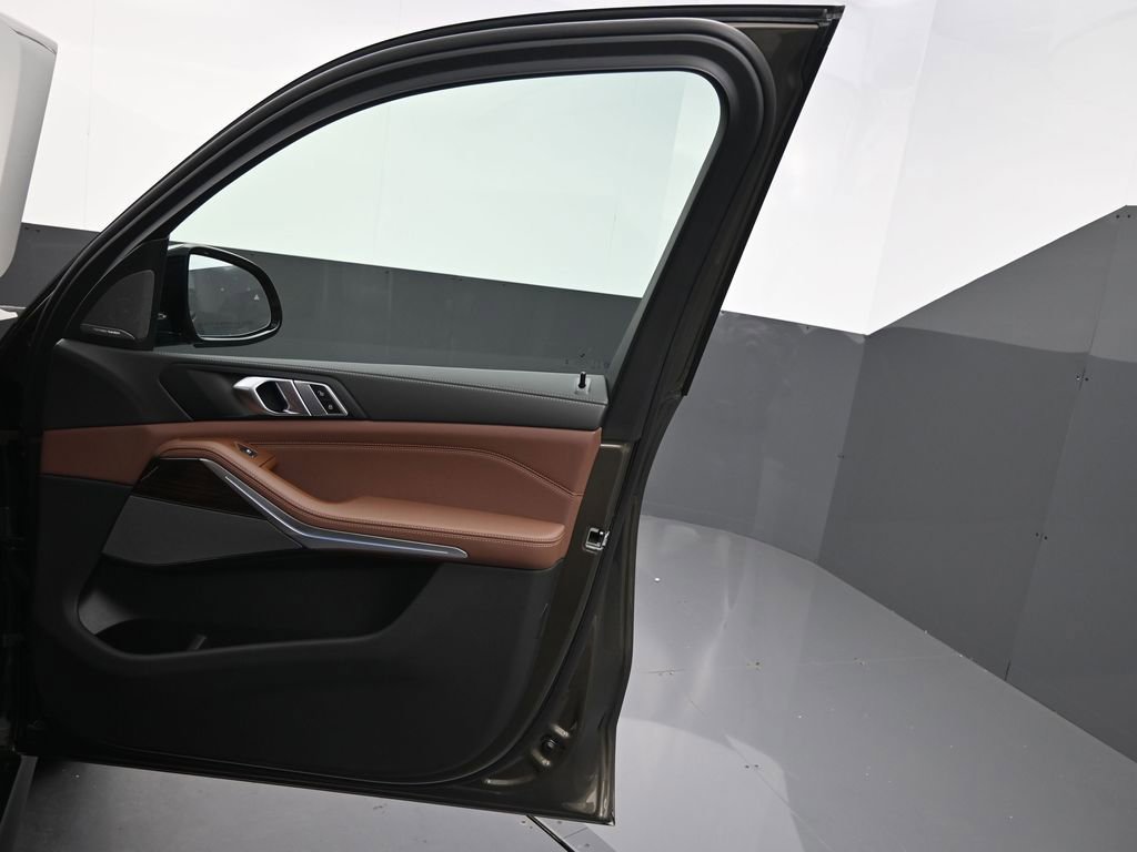 New 2026 BMW X5 xDrive50e AWD/4WD image 24