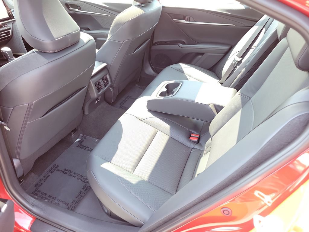 Used 2026 Toyota Camry XLE image 26
