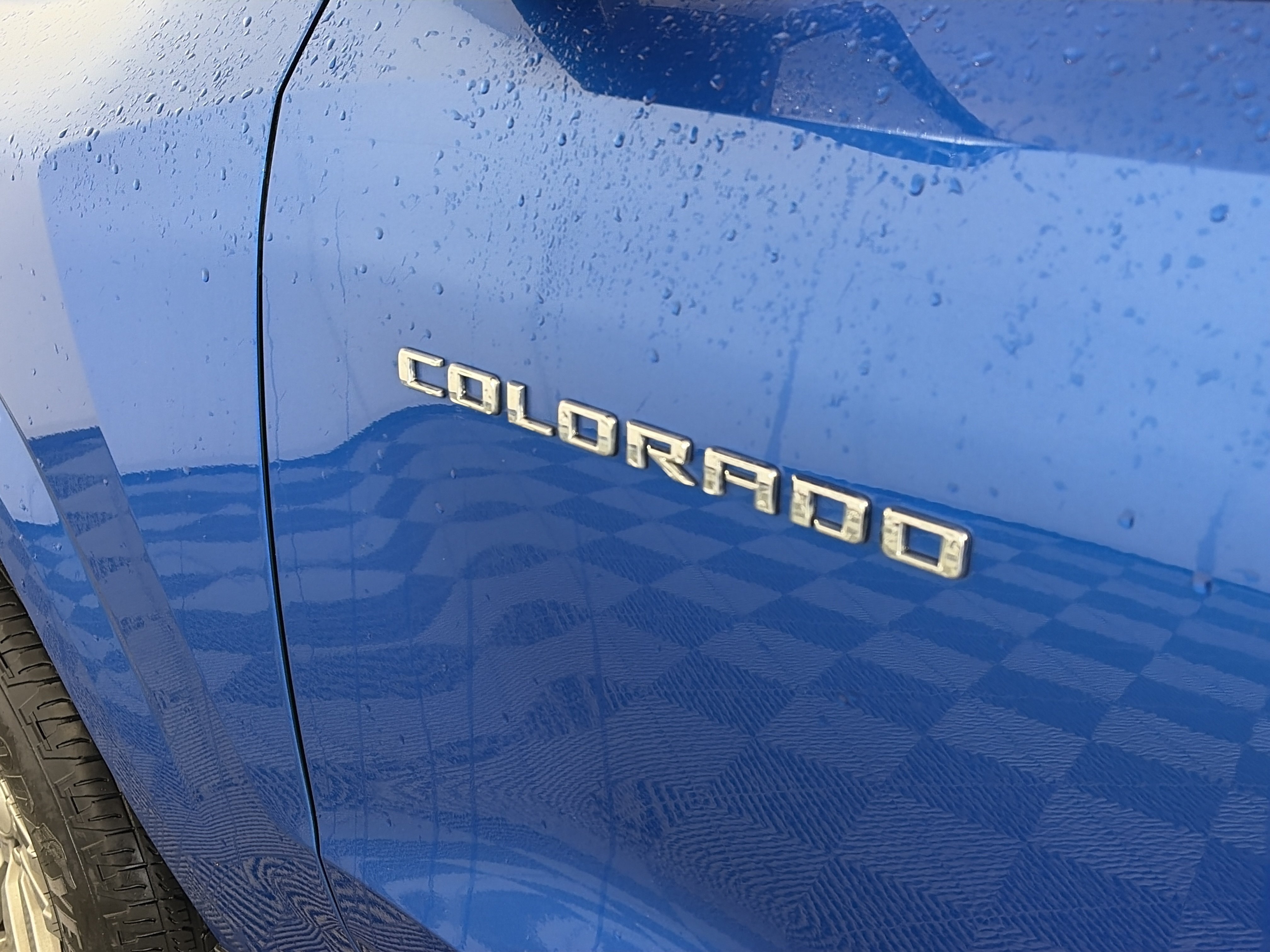 Used 2023 Chevrolet Colorado LT w/ Advanced Trailering Package AWD/4WD image 17