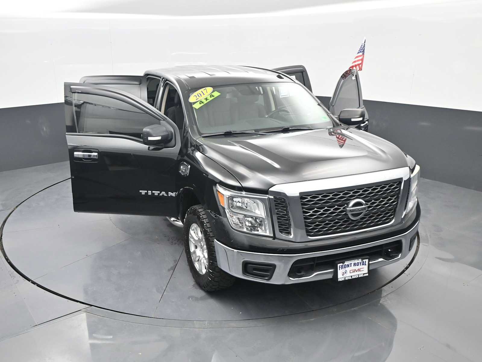 Used 2017 Nissan Titan SV AWD/4WD image 42