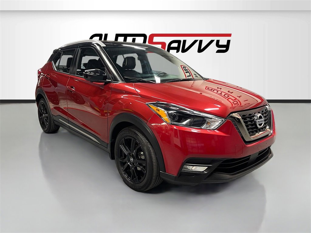 Used 2020 Nissan Kicks SR w/ SR Premium Package image 1