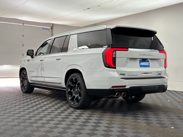 New 2026 GMC Yukon XL Denali w/ Denali Reserve Package image 16