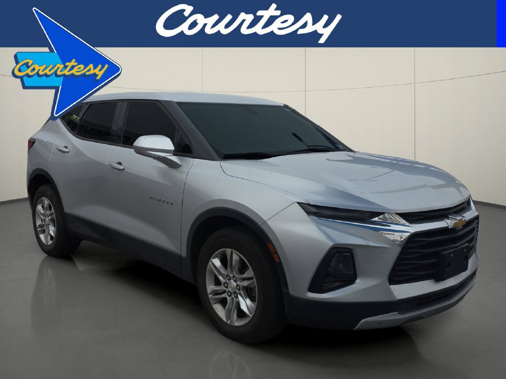 Used 2020 Chevrolet Blazer LT FWD image 1