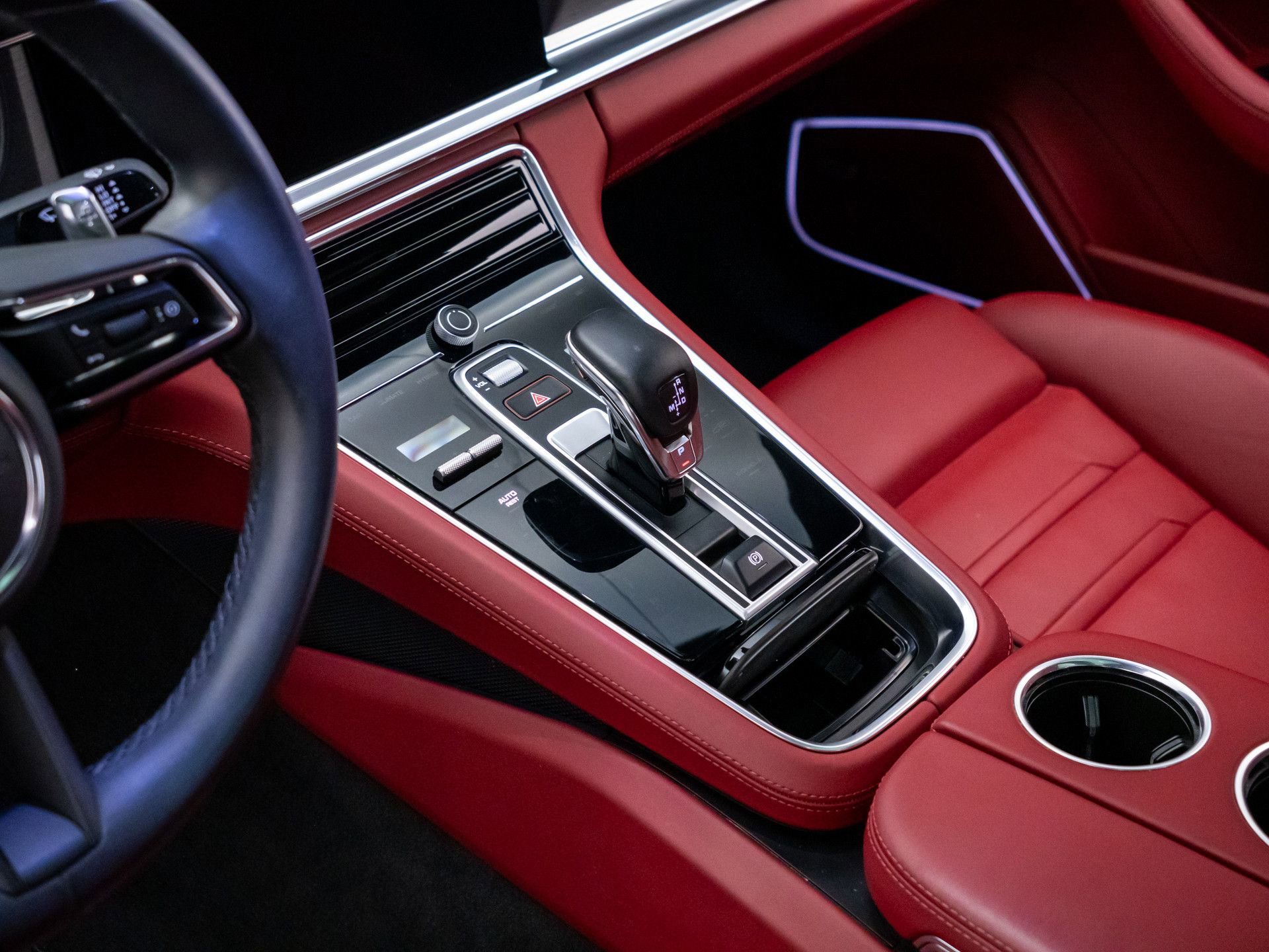 Certified 2022 Porsche Panamera 4 Platinum Edition AWD/4WD image 13