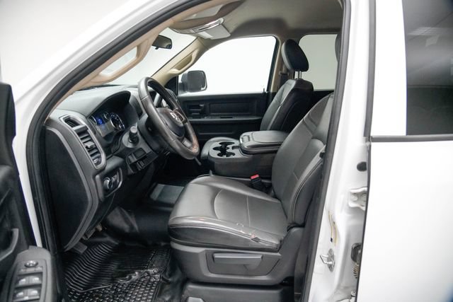 Used 2020 RAM 3500 Tradesman w/ Chrome Appearance Group AWD/4WD image 23